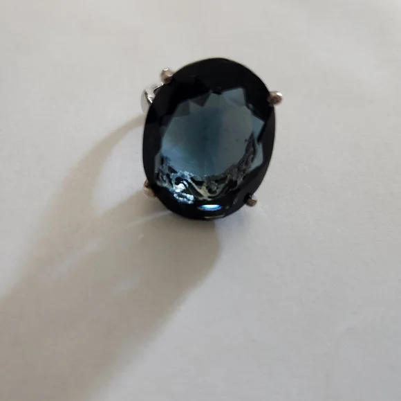 London Blue Topaz Statement Ring in Silver sz 7 - Picture 1 of 9